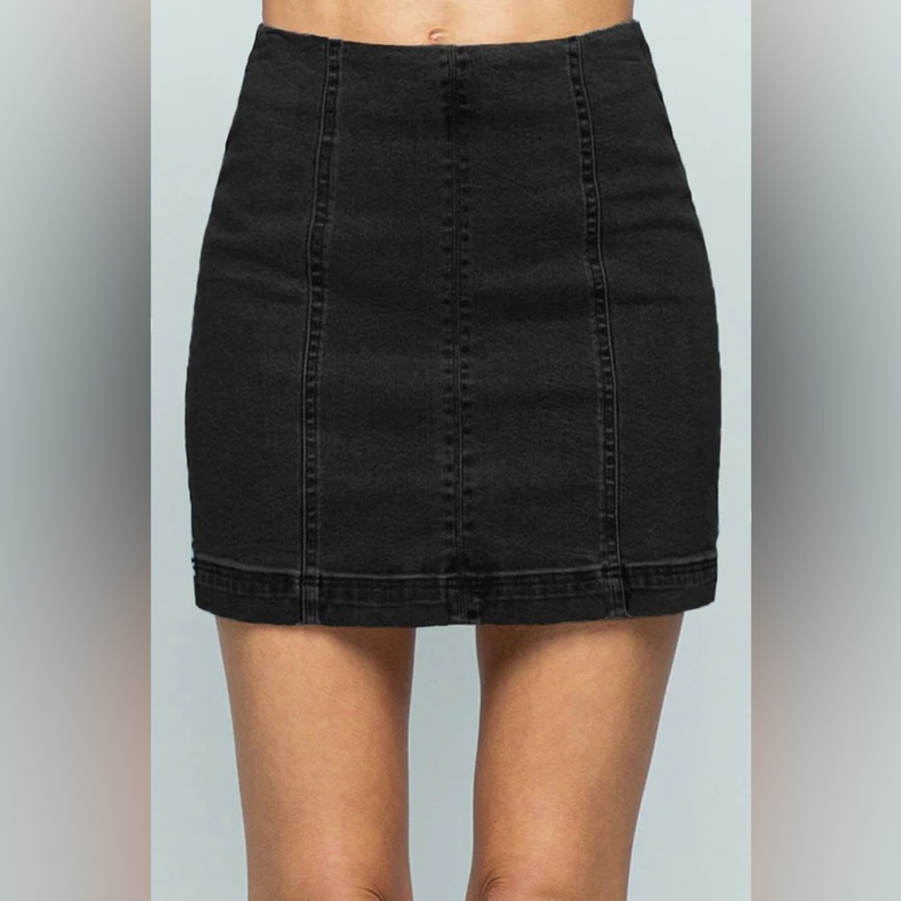 Free People Black Jean mini Skirt Size 0
